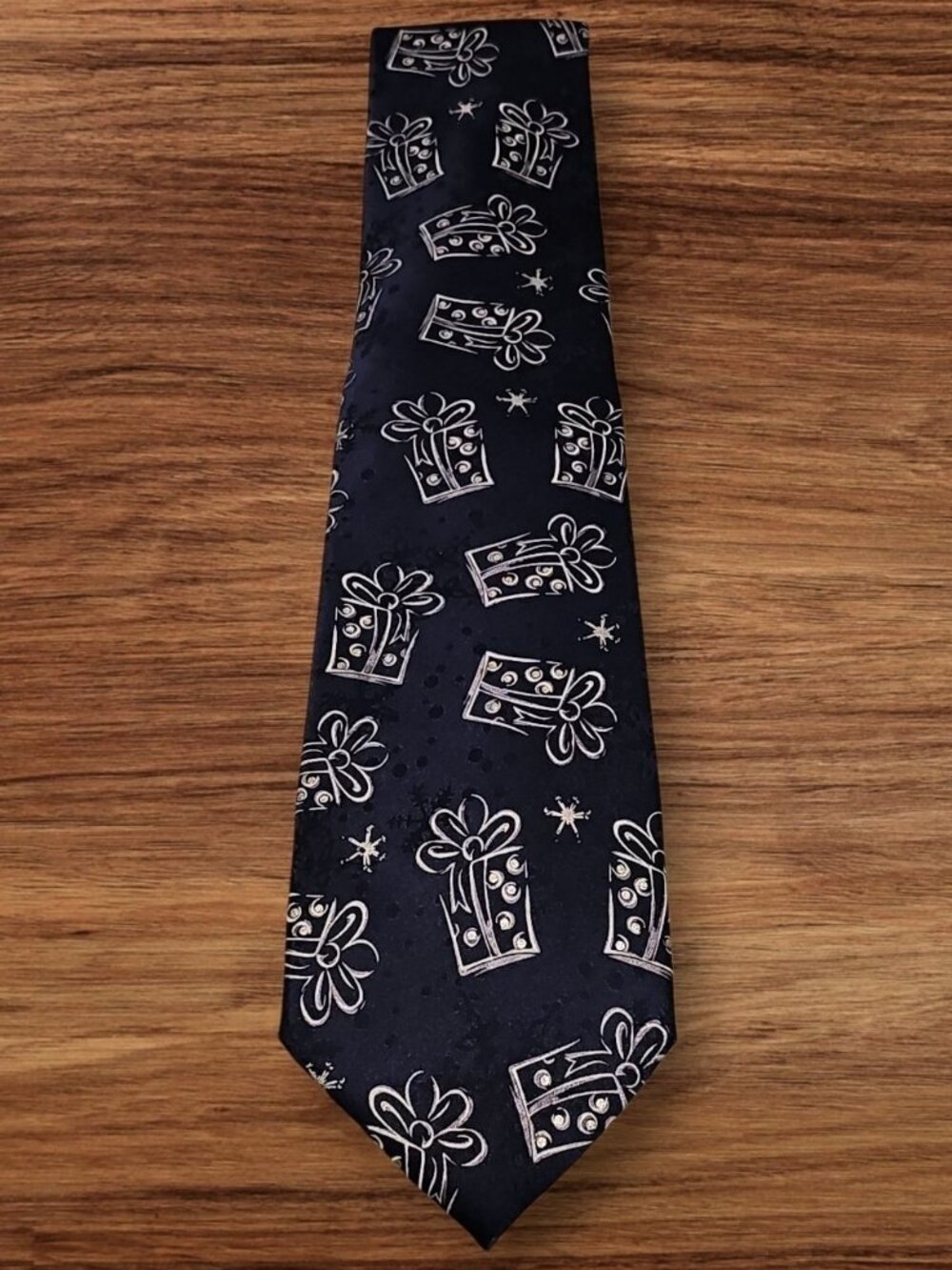 Men’s Christmas Gift Box Pattern Necktie Holiday Novelty Tie
